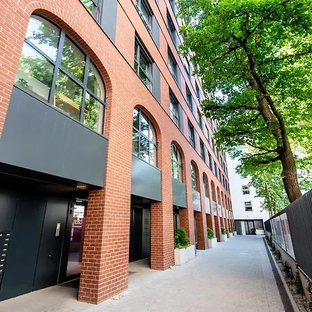 아파트 Super-apartamenty Vip Jacuzzi Iii 포즈난