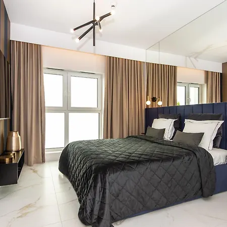 아파트 Super-apartamenty Vip Jacuzzi Iii 포즈난