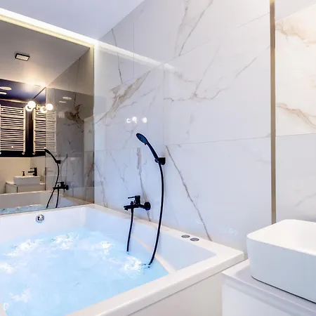 Super-apartamenty Vip Jacuzzi Iii Appartamento *