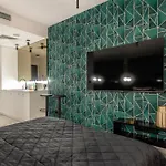 Appartamento Super-apartamenty Vip Jacuzzi Iii *