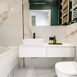 Appartamento Super-apartamenty Vip Jacuzzi Iii *